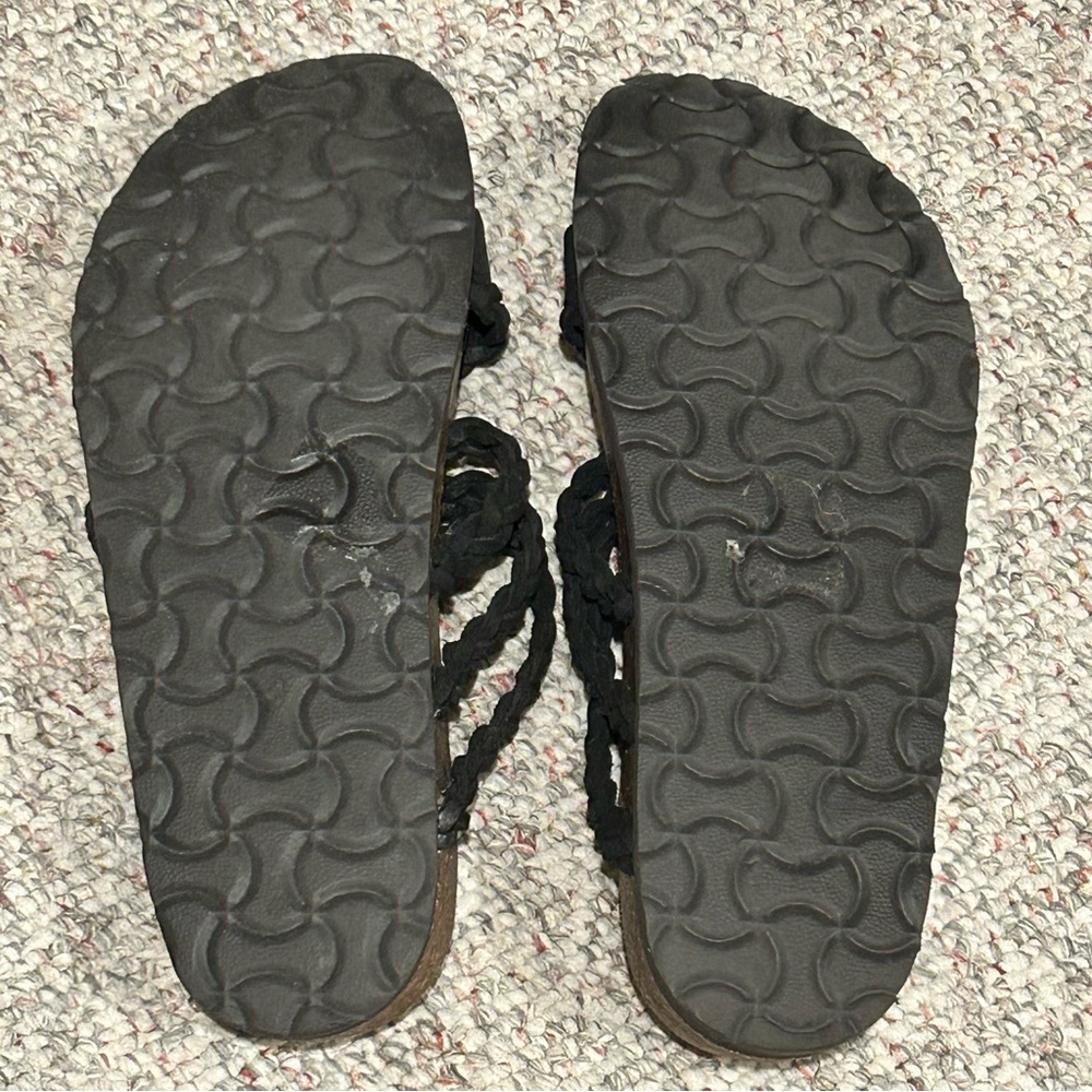 White Mountain Women's Black Braided Strap Footbed Sandals - Picture 2 of 5